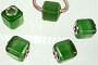 Perle fantaisie / verre cube vert