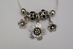 Collier fantaisie fleurs